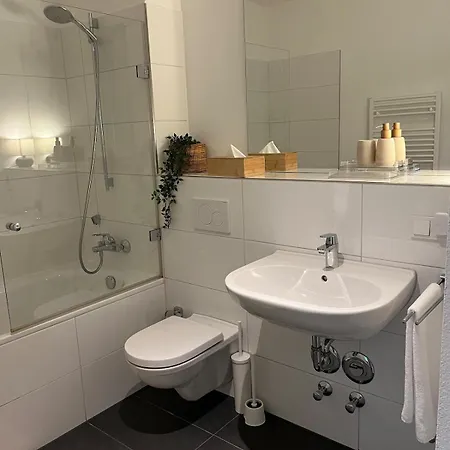 Clover Residences - Komfort-apartment Am Phoenixsee Mit Eigenem Eingang Apartamento *